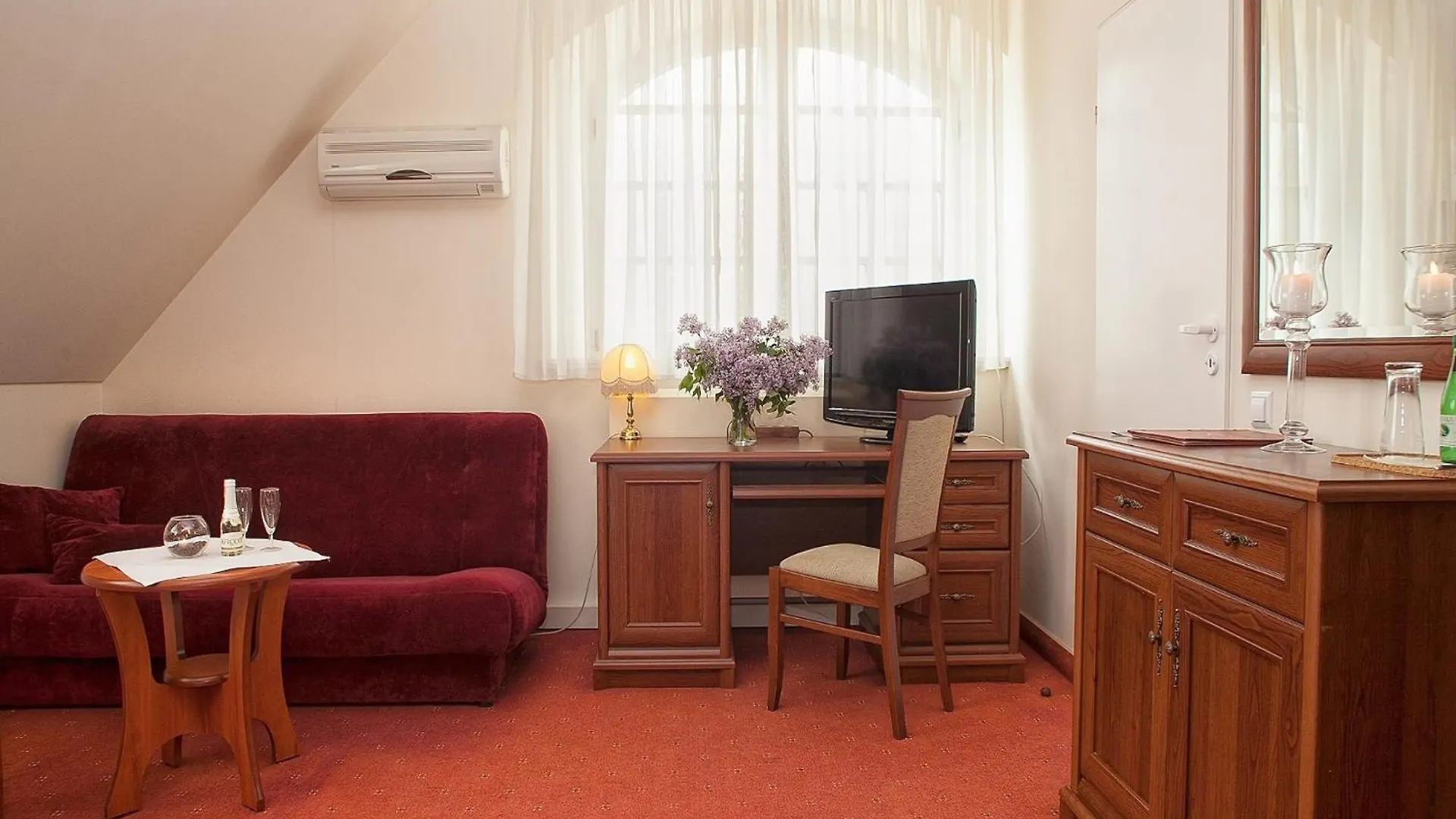 Pensjonat Zacisze Plewiska Guest house