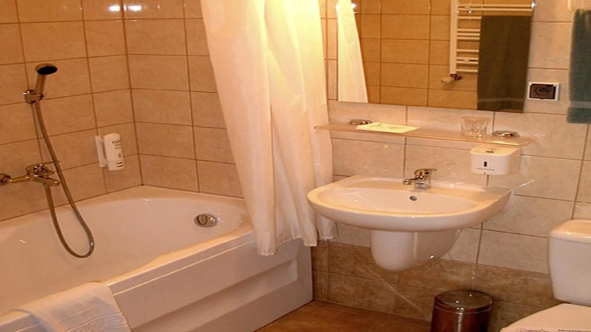 *** Guest house Pensjonat Zacisze Plewiska Poland